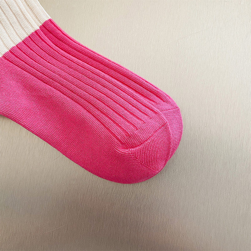 Knoflíkové žebrácké colorblock ponožky